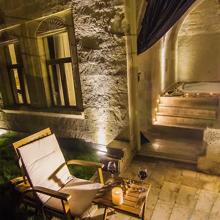 Azure Cave - Cappadocia 3* ギョレメ