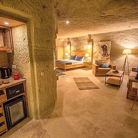 Azure Cave - Cappadocia 3*