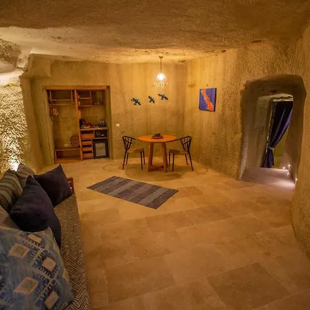 Azure Cave - Cappadocia 3*